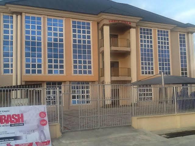 Tobiz villa event center